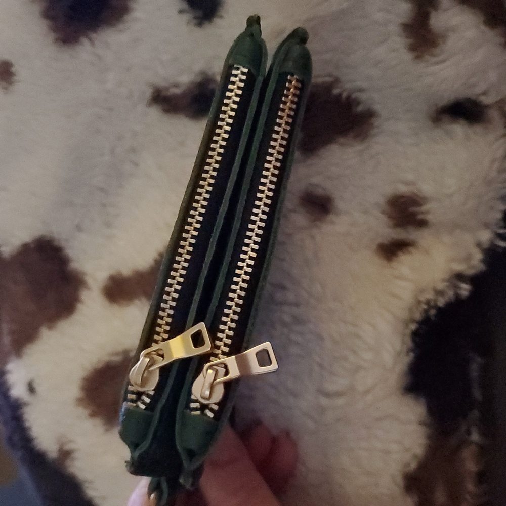 Portland Leather Zip-Zap Duo Leather Wallet Dual Zipper Closures Green Pebbled - Picture 2 of 14